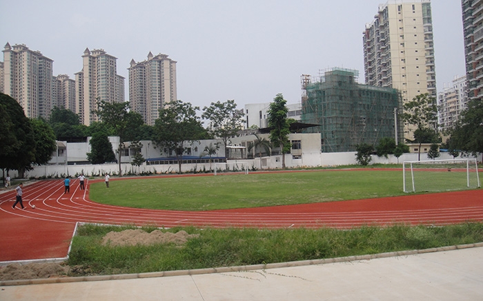南寧市明秀西路小學—200米塑膠跑道